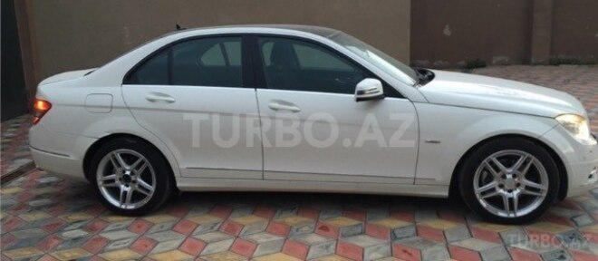 Mercedes C 250 2010, 114,000 km - 2.5 л - Bakı