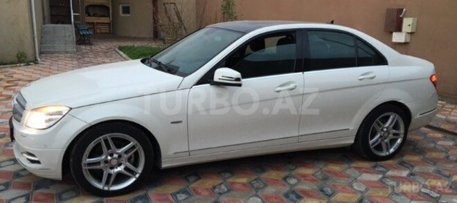 Mercedes C 250 2010, 114,000 km - 2.5 л - Bakı
