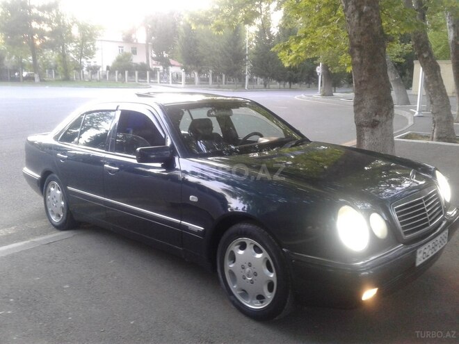 Mercedes E 240 1997, 217,532 km - 2.4 l - Mingəçevir