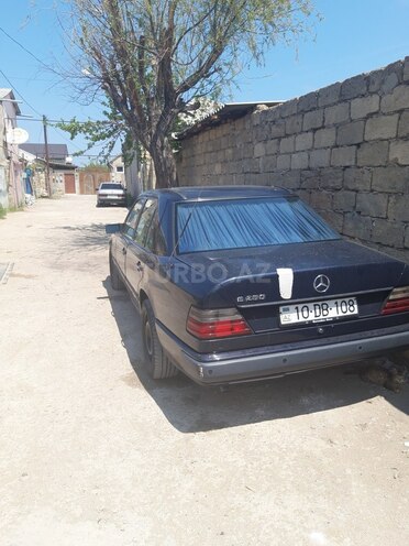 Mercedes E 260 1988, 258,000 km - 2.6 л - Sumqayıt