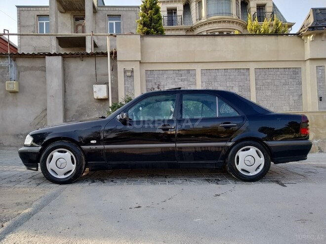 Mercedes C 180 1999, 285,000 km - 1.8 l - Bakı