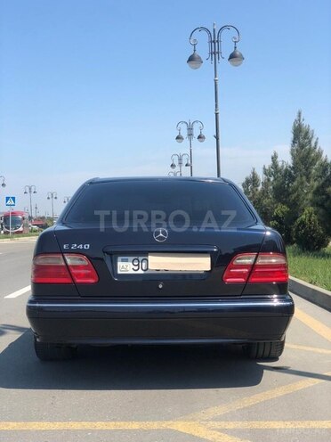 Mercedes E 240 2001, 255,000 km - 2.6 л - Bakı