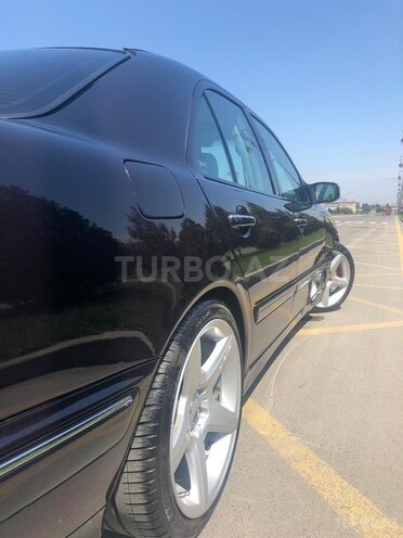 Mercedes E 240 2001, 255,000 km - 2.6 л - Bakı