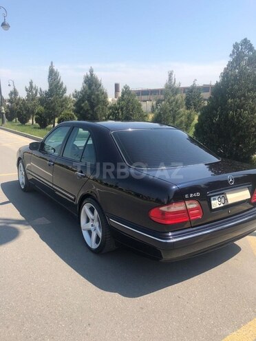 Mercedes E 240 2001, 255,000 km - 2.6 л - Bakı