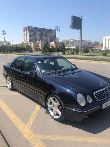 Mercedes E 240 2001, 255,000 km - 2.6 л - Bakı