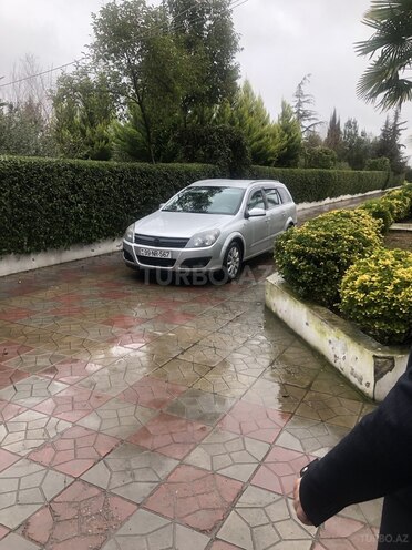 Opel Astra 2006, 214,000 km - 1.4 л - Bakı