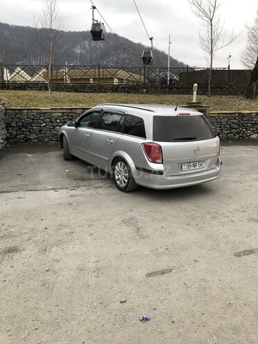 Opel Astra 2006, 214,000 km - 1.4 л - Bakı