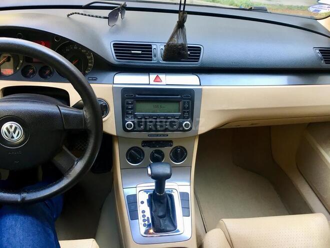 Volkswagen Passat 2006, 220,000 km - 2.0 l - Bakı