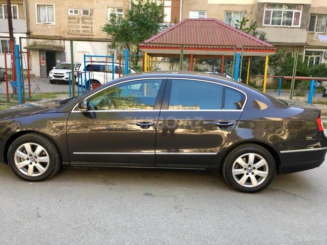 Volkswagen Passat 2006, 220,000 km - 2.0 l - Bakı
