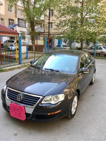 Volkswagen Passat 2006, 220,000 km - 2.0 l - Bakı
