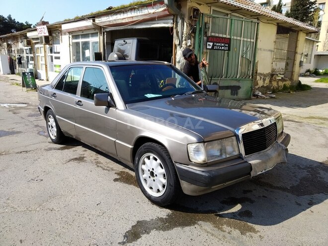 Mercedes 190 1992, 378,042 km - 2.0 l - Bakı