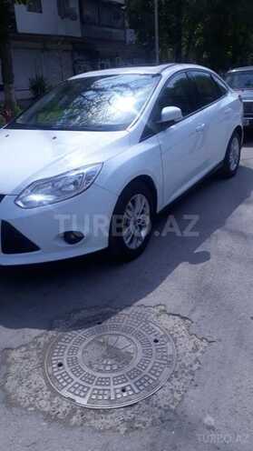 Ford Focus 2014, 129,200 km - 1.6 l - Naftalan