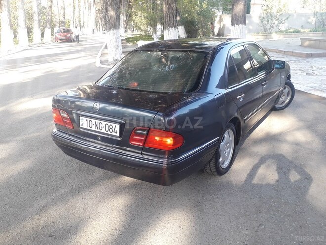 Mercedes E 230 1996, 436,113 km - 2.3 l - Sumqayıt