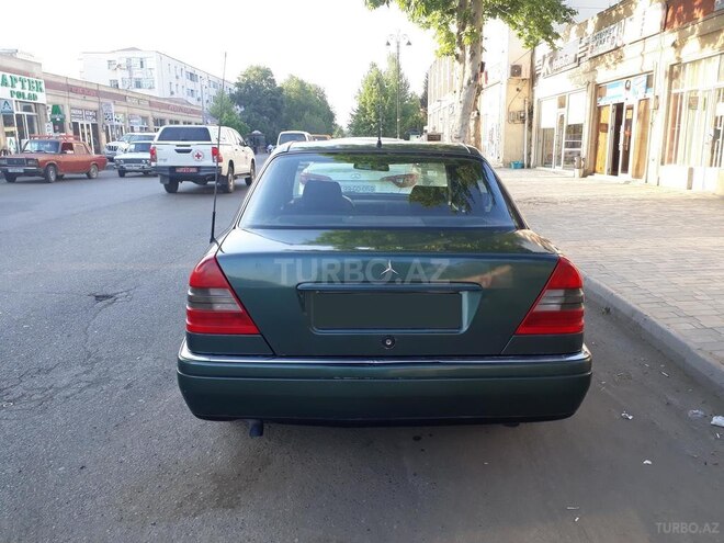 Mercedes C 220 1994, 263,214 km - 2.2 l - Bərdə