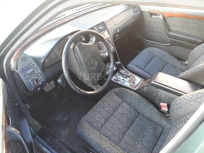 Mercedes C 220 1994, 263,214 km - 2.2 l - Bərdə