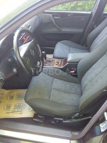 Mercedes E 240 2001, 298,000 km - 2.6 l - Zərdab