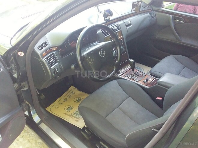 Mercedes E 240 2001, 298,000 km - 2.6 l - Zərdab