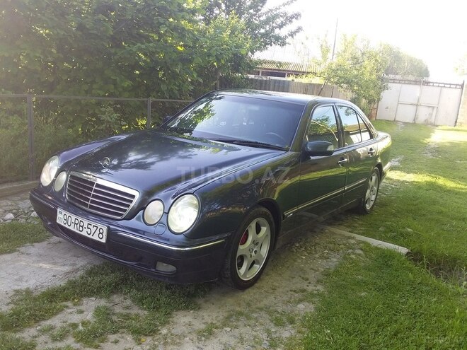 Mercedes E 240 2001, 298,000 km - 2.6 l - Zərdab