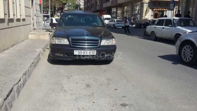 Mercedes C 200 1999, 370,000 km - 2.0 l - Bakı