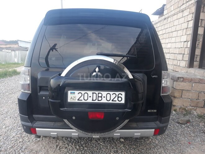 Mitsubishi Pajero 2007, 249,000 km - 3.0 l - Naftalan