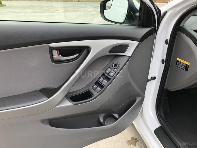 Hyundai Elantra 2014, 38,000 km - 1.8 l - Bakı