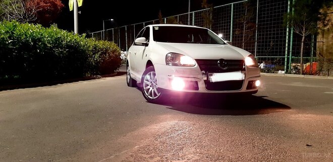 Volkswagen Jetta 2010, 213,500 km - 1.6 l - Bakı