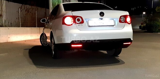 Volkswagen Jetta 2010, 213,500 km - 1.6 l - Bakı