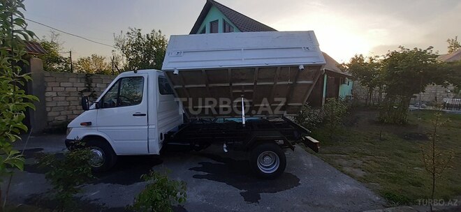 Mercedes Sprinter 516 2004, 106,000 km - 2.7 l - Zaqatala