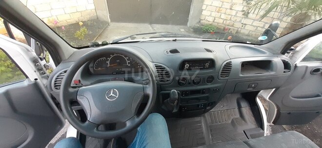 Mercedes Sprinter 516 2004, 106,000 km - 2.7 l - Zaqatala