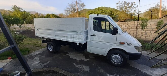Mercedes Sprinter 516 2004, 106,000 km - 2.7 l - Zaqatala