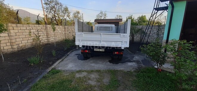 Mercedes Sprinter 516 2004, 106,000 km - 2.7 l - Zaqatala