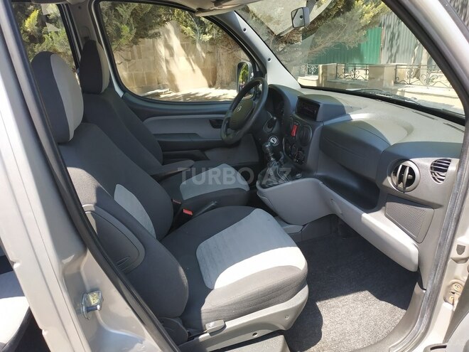 Fiat Doblo 2006, 135,000 km - 1.4 л - Bakı