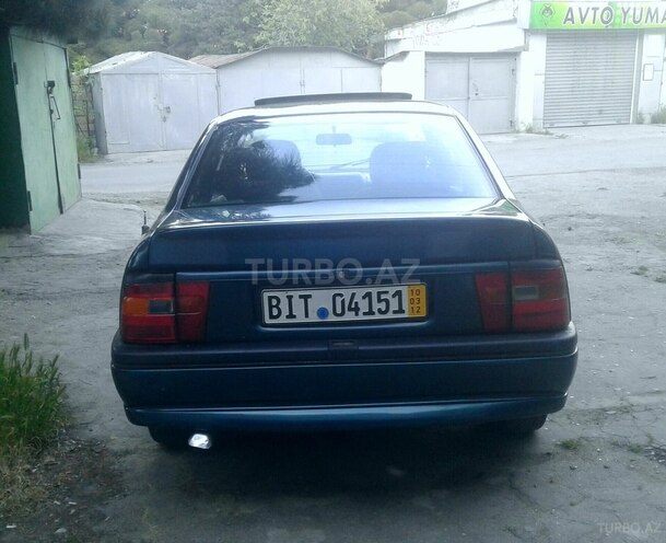 Opel Vectra 1994, 240,000 km - 2.0 л - Bakı