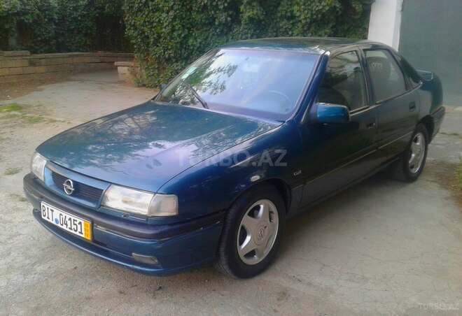 Opel Vectra 1994, 240,000 km - 2.0 л - Bakı