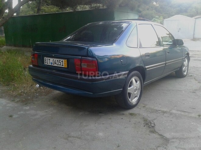 Opel Vectra 1994, 240,000 km - 2.0 л - Bakı
