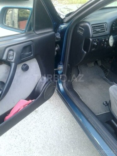 Opel Vectra 1994, 240,000 km - 2.0 л - Bakı