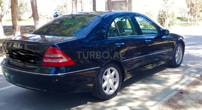 Mercedes C 240 2002, 240,000 km - 2.6 l - Sumqayıt