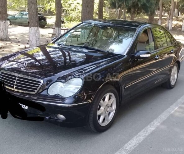 Mercedes C 240 2002, 240,000 km - 2.6 l - Sumqayıt