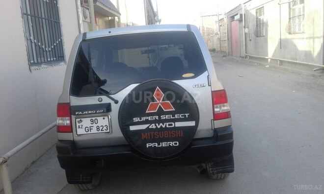 Mitsubishi Pajero io 1998, 270,000 km - 2.0 l - Gəncə