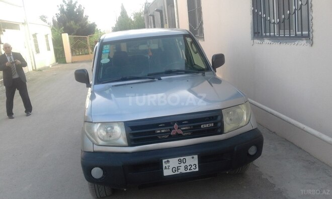 Mitsubishi Pajero io 1998, 270,000 km - 2.0 l - Gəncə