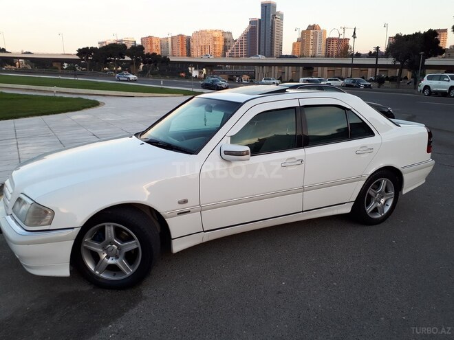 Mercedes C 200 1999, 300,200 km - 2.0 л - Bakı