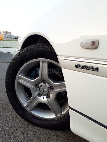 Mercedes C 200 1999, 300,200 km - 2.0 л - Bakı