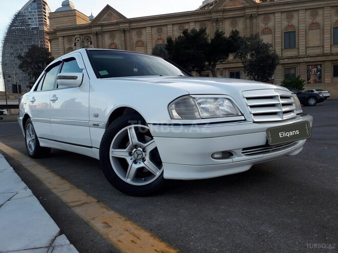 Mercedes C 200 1999, 300,200 km - 2.0 л - Bakı