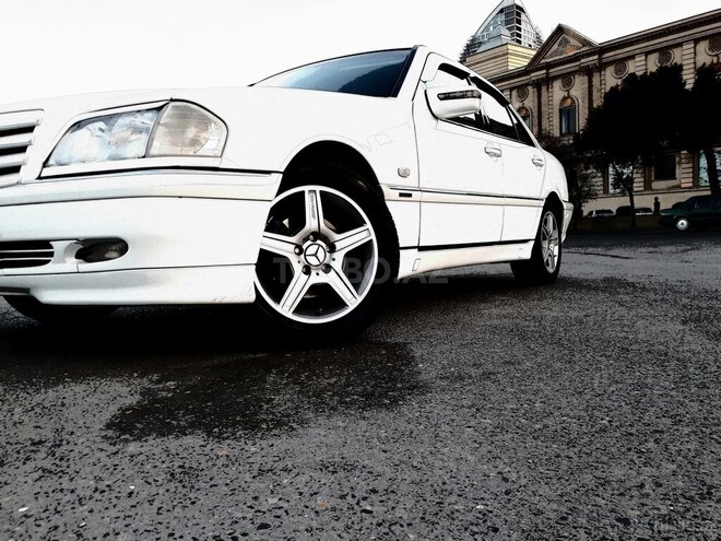 Mercedes C 200 1999, 300,200 km - 2.0 л - Bakı