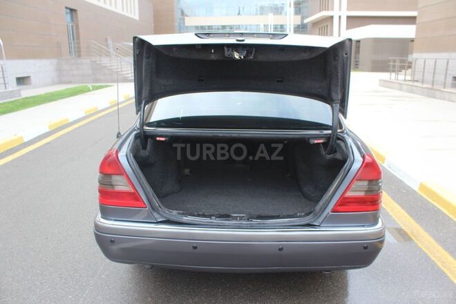 Mercedes C 180 1995, 270,285 km - 1.8 l - Bakı