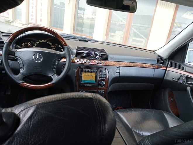 Mercedes S 320 2000, 304,000 km - 3.2 l - Bakı