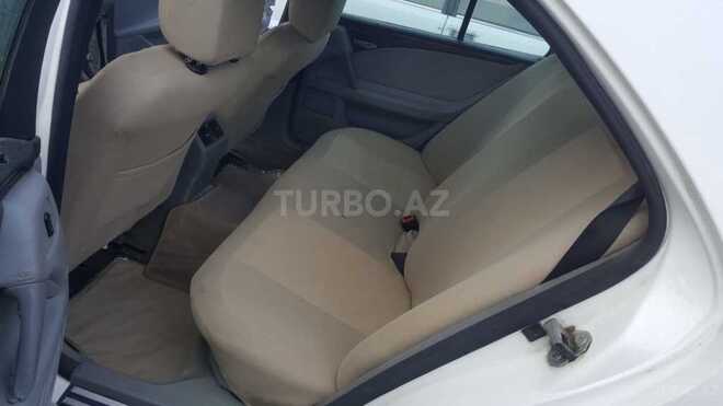 Mercedes E 220 1995, 175,000 km - 2.2 l - Gəncə
