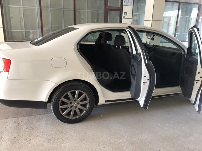 Volkswagen Jetta 2008, 111,000 km - 1.6 l - Bakı