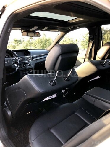 Mercedes E 350 2010, 98,000 km - 3.5 л - Bakı