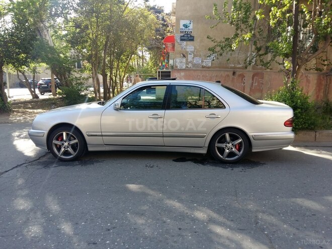 Mercedes E 280 2000, 363,000 km - 2.8 l - Bakı